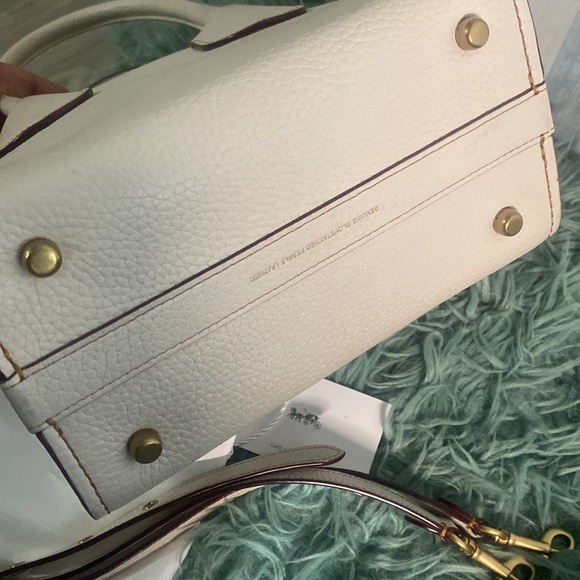 Coach Bag - Picture 4 of 4